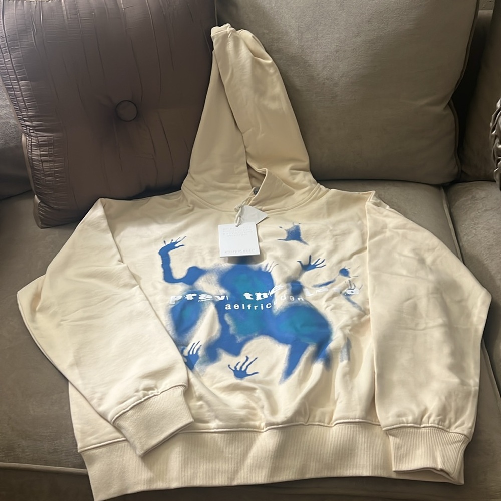 NEW Elfric Eden sweatshirt w/ hood Size XS